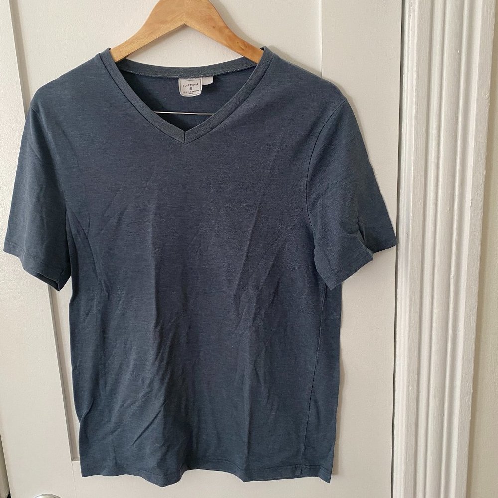 Topman Men’s V-neck Basic T-Shirt Size Small